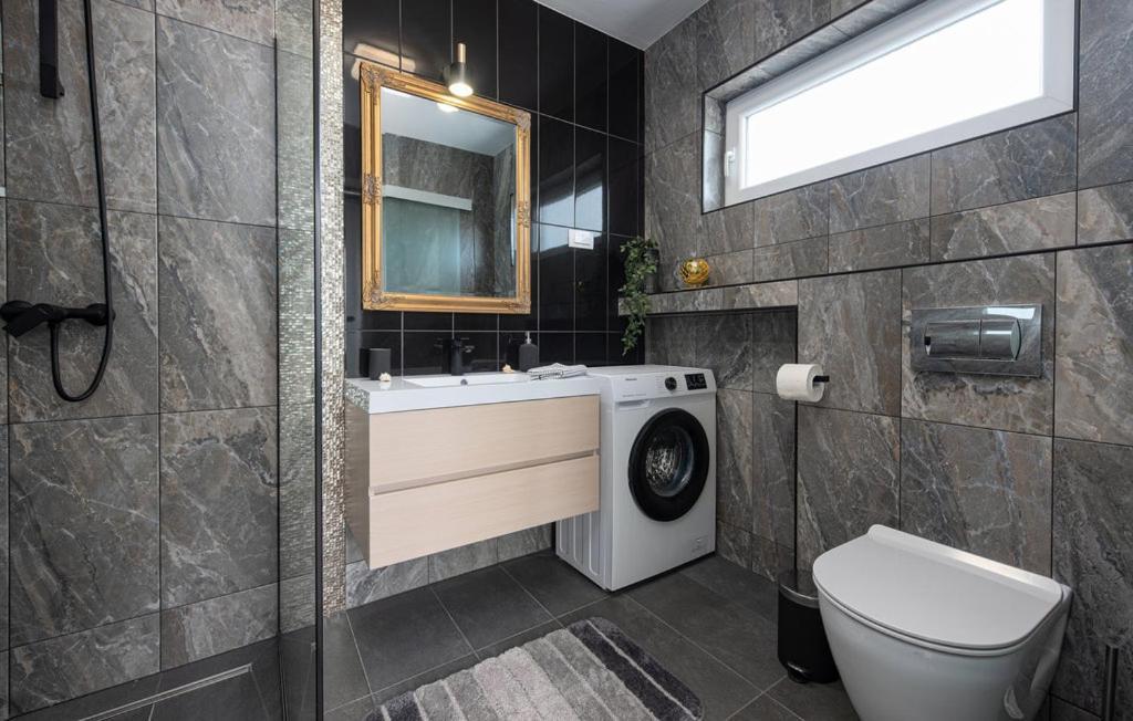 Luxurioeses Penthouse Welle Mit Whirlpool, Grill Und Meerblick Вир Экстерьер фото