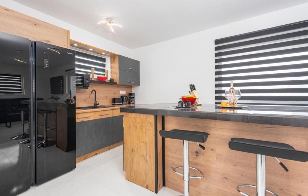 Luxurioeses Penthouse Welle Mit Whirlpool, Grill Und Meerblick Вир Экстерьер фото