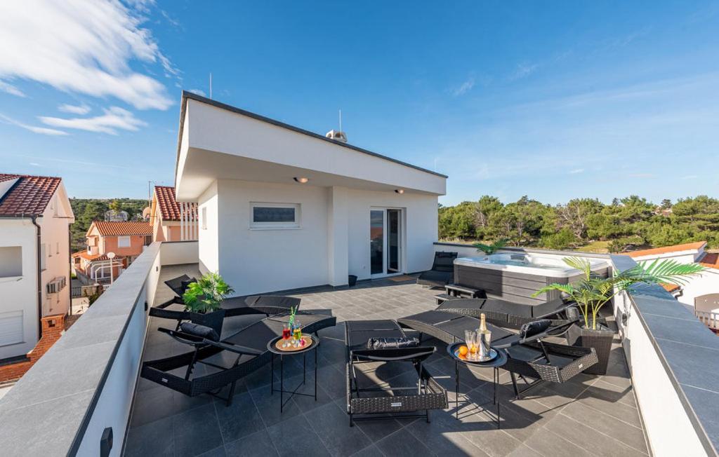 Luxurioeses Penthouse Welle Mit Whirlpool, Grill Und Meerblick Вир Экстерьер фото